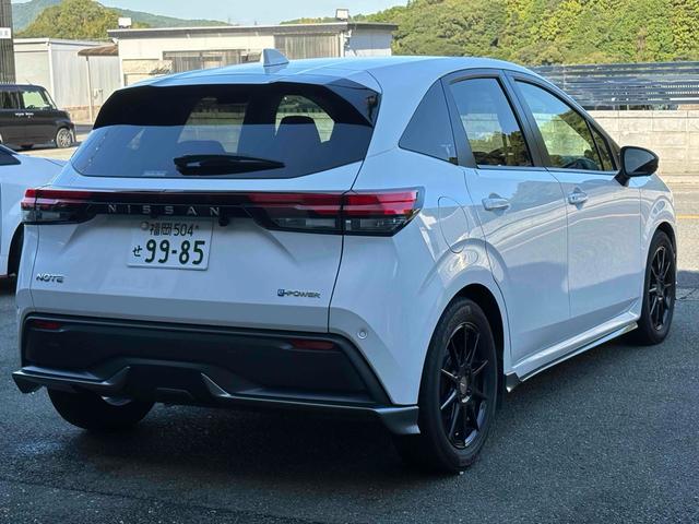 ノート Ｘ　ドライブレコーダー　ＥＴＣ　全周囲カメラ　ナビ　ＴＶ　クリアランスソナー　オートクルーズコントロール　衝突被害軽減システム　アルミホイール　オートマチックハイビーム　オートライト　スマートキー（20枚目）