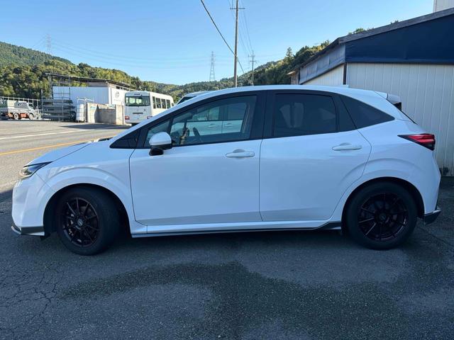 ノート Ｘ　ドライブレコーダー　ＥＴＣ　全周囲カメラ　ナビ　ＴＶ　クリアランスソナー　オートクルーズコントロール　衝突被害軽減システム　アルミホイール　オートマチックハイビーム　オートライト　スマートキー（23枚目）