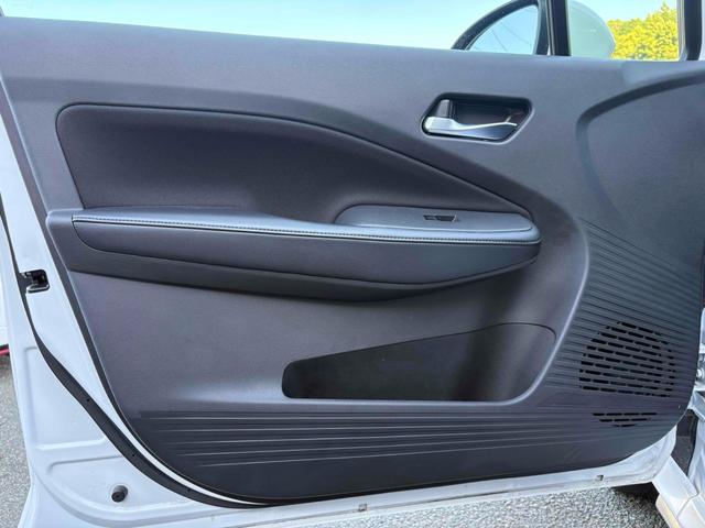 ノート Ｘ　ドライブレコーダー　ＥＴＣ　全周囲カメラ　ナビ　ＴＶ　クリアランスソナー　オートクルーズコントロール　衝突被害軽減システム　アルミホイール　オートマチックハイビーム　オートライト　スマートキー（50枚目）