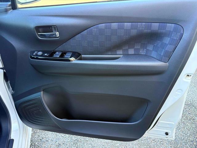 デイズ ハイウェイスター　Ｇターボプロパイロットエディション　ドライブレコーダー　全周囲カメラ　ナビ　ＴＶ　クリアランスソナー　オートクルーズコントロール　オートライト　スマートキー　アイドリングストップ　ベンチシート　ＣＶＴ　ＣＤ　ＤＶＤ再生　ＵＳＢ（38枚目）