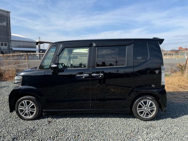 Ｎ－ＢＯＸカスタム Ｇ・Ｌパッケージ　片側パワースライドドア・プッシュスタート・アイドリングストップ・ドアミラーウィンカー・キーレス・オートライト（4枚目）