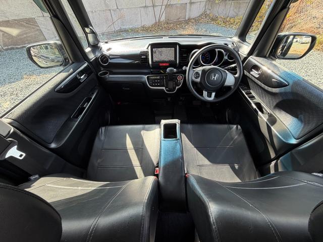 Ｎ－ＢＯＸカスタム Ｇ・Ｌパッケージ　片側パワースライドドア・プッシュスタート・アイドリングストップ・ドアミラーウィンカー・キーレス・オートライト（9枚目）