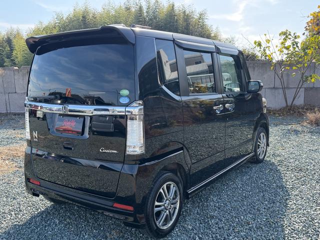 Ｎ－ＢＯＸカスタム Ｇ・Ｌパッケージ　片側パワースライドドア・プッシュスタート・アイドリングストップ・ドアミラーウィンカー・キーレス・オートライト（18枚目）