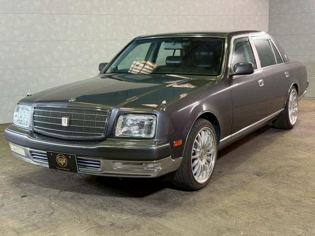 センチュリー 標準仕様車　デュアルＥＭＶパッケージ（2枚目）