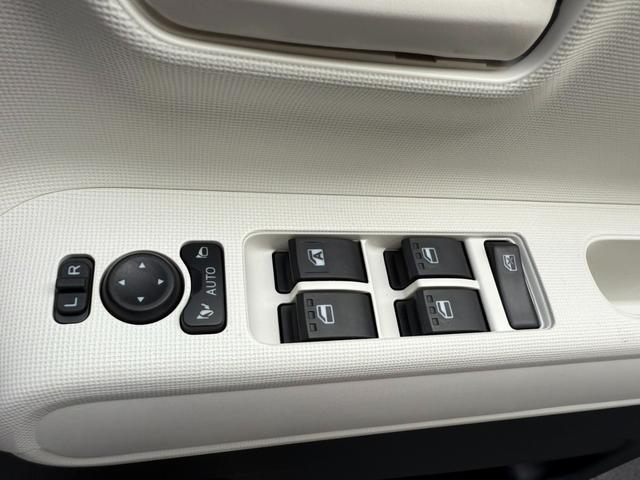 ムーヴキャンバス ストライプスX 両側電動スライドドア クリアランスソナー 衝突被害軽減システム スマートキー アイドリングストップ 電動格納ミラー CVT 盗難防止システム ABS ESC 衝突安全ボディ エアコン(11枚目)