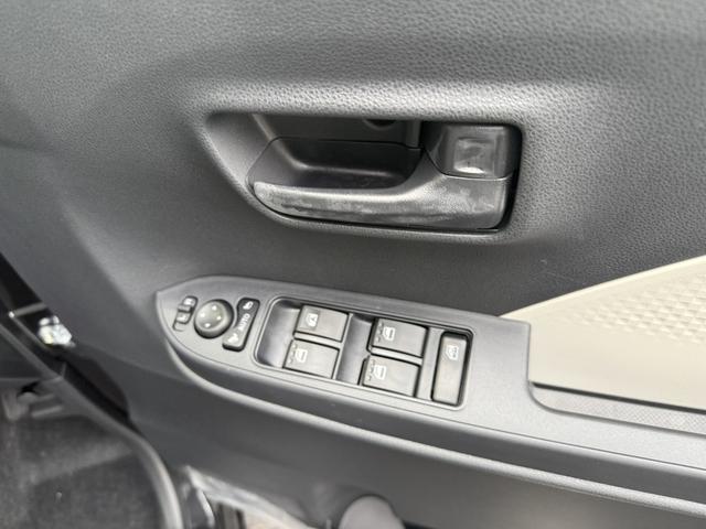 タント Ｌ　両側スライドドア　クリアランスソナー　衝突被害軽減システム　オートライト　ＬＥＤヘッドランプ　スマートキー　電動格納ミラー　ＣＶＴ　盗難防止システム　ＡＢＳ　ＥＳＣ　衝突安全ボディ　エアコン（12枚目）