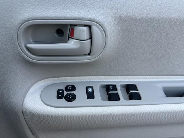 アルトラパン Ｌ　クリアランスソナー　衝突被害軽減システム　オートライト　ＬＥＤヘッドランプ　スマートキー　アイドリングストップ　電動格納ミラー　シートヒーター　ベンチシート　ＣＶＴ　盗難防止システム　ＡＢＳ　ＥＳＣ（12枚目）