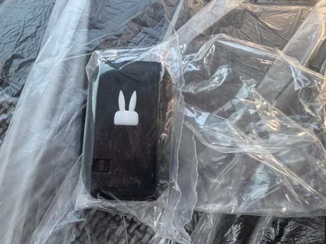 �X�}�[�g�L�[�V�X�e�����v�b�V���G���W���X�^�[�g�V�X�e���A�G���W���n���E��~�������^�b�`�ōs���A�L�[�̃��b�N�܂Ńh�A�m�u�ɐG��鎖�Ń����^�b�`����ōs�����Ƃ��o���܂���