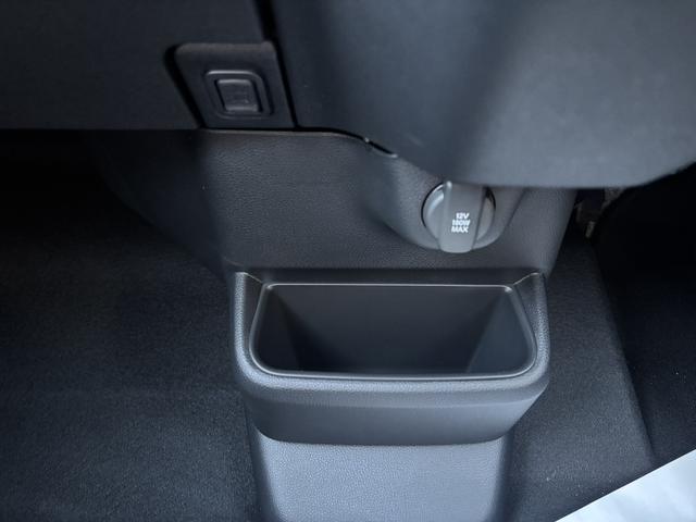 Ｎ－ＢＯＸカスタム コーディネートスタイル　両側スライド・片側電動　クリアランスソナー　オートクルーズコントロール　レーンアシスト　衝突被害軽減システム　オートライト　ＬＥＤヘッドランプ　スマートキー　アイドリングストップ　電動格納ミラー（18枚目）