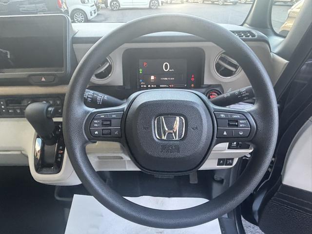 Ｎ－ＢＯＸ ベースグレード　両側スライド・片側電動　クリアランスソナー　オートクルーズコントロール　レーンアシスト　衝突被害軽減システム　オートライト　ＬＥＤヘッドランプ　スマートキー　アイドリングストップ　電動格納ミラー（7枚目）