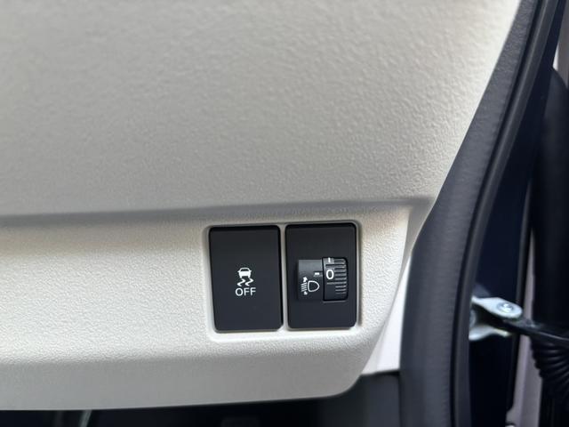 Ｎ－ＢＯＸ ベースグレード　両側スライド・片側電動　クリアランスソナー　オートクルーズコントロール　レーンアシスト　衝突被害軽減システム　オートライト　ＬＥＤヘッドランプ　スマートキー　アイドリングストップ　電動格納ミラー（12枚目）