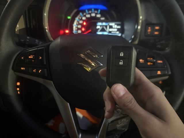 ハスラー ハイブリッドＧ　クリアランスソナー　オートクルーズコントロール　レーンアシスト　衝突被害軽減システム　オートライト　ＬＥＤヘッドランプ　スマートキー　アイドリングストップ　電動格納ミラー　ＣＶＴ　盗難防止システム（17枚目）