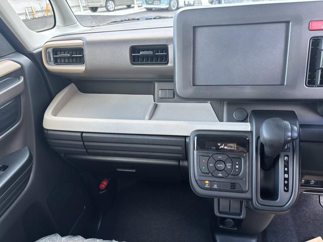 スペーシア ハイブリッドＧ　両側スライドドア　クリアランスソナー　衝突被害軽減システム　オートライト　ＬＥＤヘッドランプ　スマートキー　アイドリングストップ　電動格納ミラー　ＣＶＴ　盗難防止システム　ＡＢＳ　ＥＳＣ（7枚目）