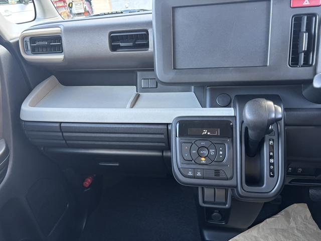 スペーシア ハイブリッドＧ　両側スライドドア　クリアランスソナー　衝突被害軽減システム　オートライト　ＬＥＤヘッドランプ　スマートキー　アイドリングストップ　電動格納ミラー　ＣＶＴ　盗難防止システム　ＡＢＳ　ＥＳＣ（9枚目）