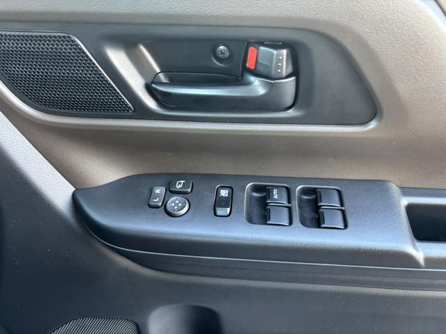 スペーシア ハイブリッドＧ　両側スライドドア　クリアランスソナー　衝突被害軽減システム　オートライト　ＬＥＤヘッドランプ　スマートキー　アイドリングストップ　電動格納ミラー　ＣＶＴ　盗難防止システム　ＡＢＳ　ＥＳＣ（13枚目）