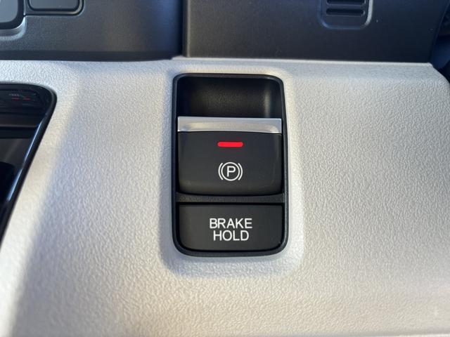 Ｎ－ＢＯＸ ベースグレード　バックカメラ　両側スライド・片側電動　クリアランスソナー　オートクルーズコントロール　レーンアシスト　衝突被害軽減システム　オートライト　ＬＥＤヘッドランプ　スマートキー　アイドリングストップ（11枚目）