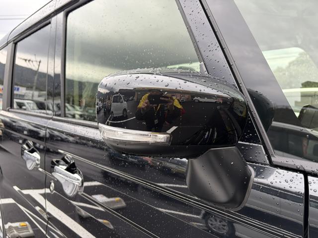 スペーシアカスタム ハイブリッドＸＳ　両側電動スライドドア　クリアランスソナー　オートクルーズコントロール　レーンアシスト　衝突被害軽減システム　オートライト　ＬＥＤヘッドランプ　スマートキー　アイドリングストップ　電動格納ミラー（8枚目）