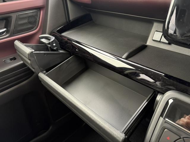 スペーシアカスタム ハイブリッドＸＳ　両側電動スライドドア　クリアランスソナー　オートクルーズコントロール　レーンアシスト　衝突被害軽減システム　オートライト　ＬＥＤヘッドランプ　スマートキー　アイドリングストップ　電動格納ミラー（14枚目）