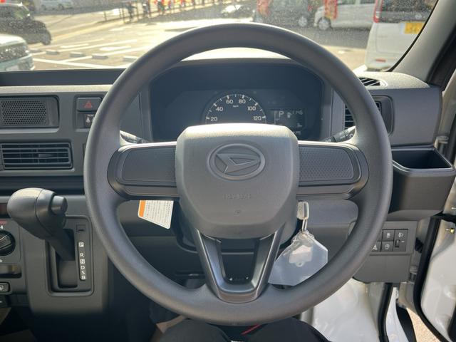 ハイゼットカーゴ スペシャル　衝突被害軽減システム　クリアランスソナー　両側スライドドア　アイドリングストップ　オートライト　ＥＳＣ　エアコン（10枚目）