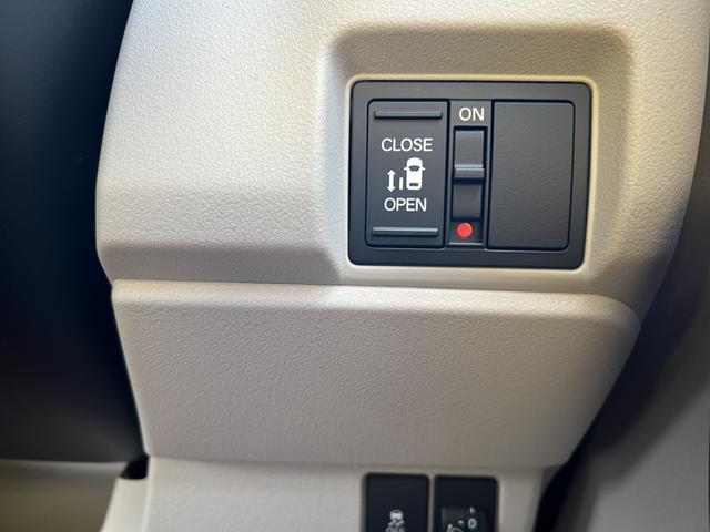 Ｎ－ＢＯＸ ベースグレード　両側スライド・片側電動　クリアランスソナー　オートクルーズコントロール　レーンアシスト　衝突被害軽減システム　オートライト　ＬＥＤヘッドランプ　スマートキー　アイドリングストップ　電動格納ミラー（15枚目）