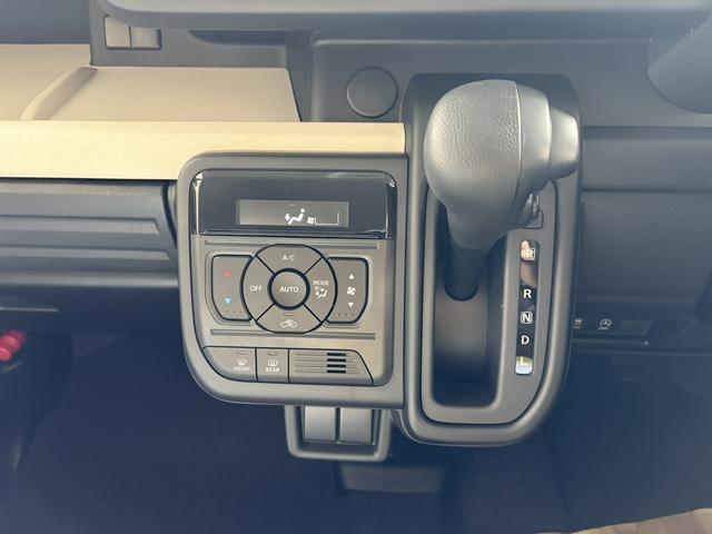 スペーシア ハイブリッドＧ　両側スライドドア　クリアランスソナー　衝突被害軽減システム　オートライト　ＬＥＤヘッドランプ　スマートキー　アイドリングストップ　電動格納ミラー　ベンチシート　ＣＶＴ　盗難防止システム　ＡＢＳ　ＥＳＣ（12枚目）