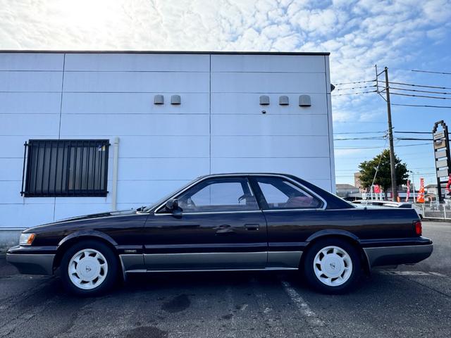 レパード アルティマ　ターボ　フルノーマル車両　リアトランクスポイラー　ツインカムターボ　純正アルミホイール　フォグランプ　運転席パワーシート（5枚目）