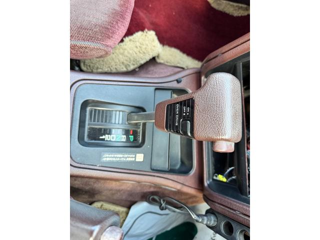 レパード アルティマ　ターボ　フルノーマル車両　リアトランクスポイラー　ツインカムターボ　純正アルミホイール　フォグランプ　運転席パワーシート（32枚目）