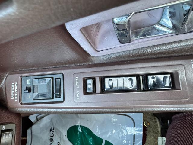 レパード アルティマ　ターボ　フルノーマル車両　リアトランクスポイラー　ツインカムターボ　純正アルミホイール　フォグランプ　運転席パワーシート（34枚目）