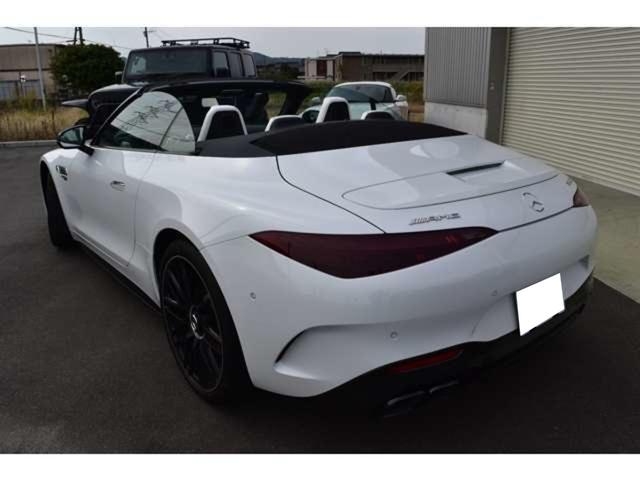 SL SL63 4マチック+ 白革 黒幌 パドルシフト オープン パワーシート 電動リアゲート バックカメラ ブルメスターサウンド(10枚目)