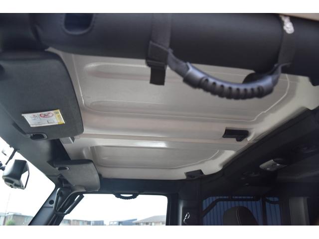 ジープ・ラングラー JK ステアリングスイッチ 社外HDDナビ ヒッチメンバー ルーフキャリア オートエアコン(17枚目)