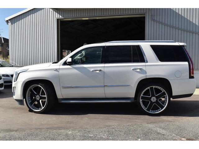 キャデラックエスカレード プレミアム FORGIATO26インチAW サンルーフ ベージュレザーシート アルパインフリップダウンモニター BOSEサウンド ヘッドアップディスプレイ 1ナンバー登録(6枚目)