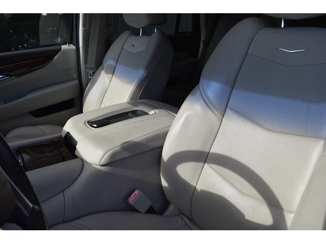 キャデラックエスカレード プレミアム FORGIATO26インチAW サンルーフ ベージュレザーシート アルパインフリップダウンモニター BOSEサウンド ヘッドアップディスプレイ 1ナンバー登録(19枚目)