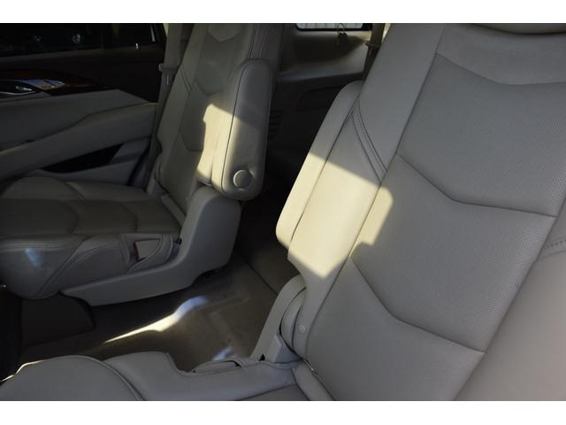 キャデラックエスカレード プレミアム FORGIATO26インチAW サンルーフ ベージュレザーシート アルパインフリップダウンモニター BOSEサウンド ヘッドアップディスプレイ 1ナンバー登録(23枚目)