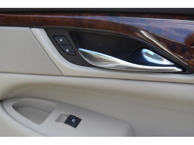 キャデラックエスカレード プレミアム FORGIATO26インチAW サンルーフ ベージュレザーシート アルパインフリップダウンモニター BOSEサウンド ヘッドアップディスプレイ 1ナンバー登録(29枚目)