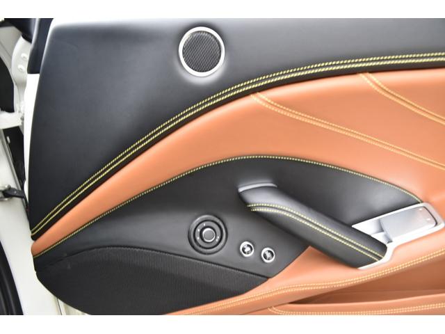 カリフォルニアT ベースグレード スマートキー プッシュスタート ステアリングスイッチ パドルシフト 茶革シート パワーシート オープン バックカメラ(12枚目)