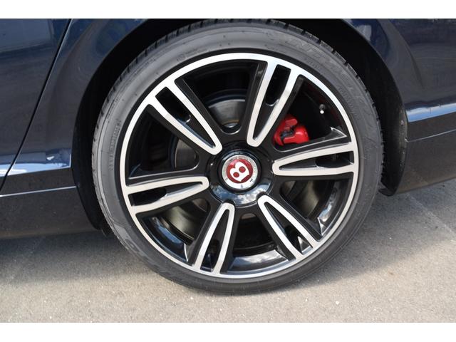 フライングスパー S マリナードライビング ダークサファイアリネン&インベリアルブルーガラス ガラスサンルーフ コントラストステッチLEDアプローチランプ ツートーンカラー スポーツステアリングホイール(17枚目)