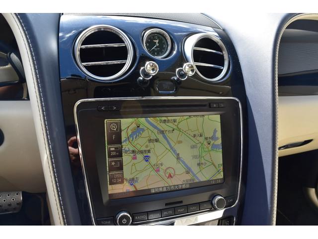 フライングスパー S マリナードライビング ダークサファイアリネン&インベリアルブルーガラス ガラスサンルーフ コントラストステッチLEDアプローチランプ ツートーンカラー スポーツステアリングホイール(39枚目)