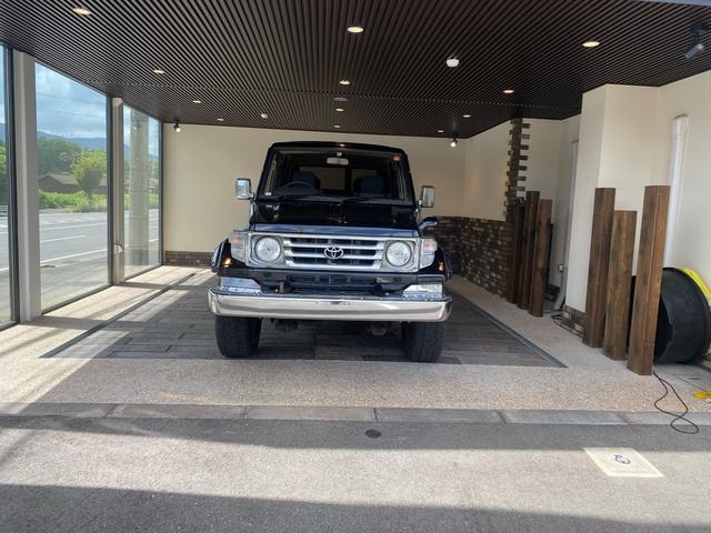 ランドクルーザー70 ZX ディーゼル4WD・エアコン・パワーウィンドウ・サンルーフ(8枚目)