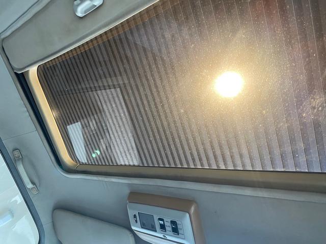 ランドクルーザー70 ZX ディーゼル4WD・エアコン・パワーウィンドウ・サンルーフ(17枚目)