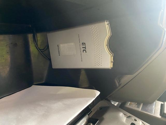 ランドクルーザープラド SXワイド ディーゼルターボ4WD・社外NARDI・社外16インチアルミホイール・ETC・ドライブレコーダー・バックカメラエアコン・パワーウィンドウ(15枚目)