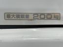 ベースグレード　車検２年付　５速ＭＴ　貨物　オーディオ　ミッドシップ　キーレス　スペアキー　　フルフラット荷室　パワステ　パワーウィンドウ　レベライザ　両側スライド（33枚目）