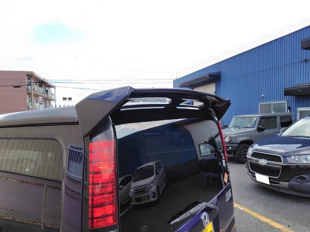 ���f���[�����A�X�|�C���[