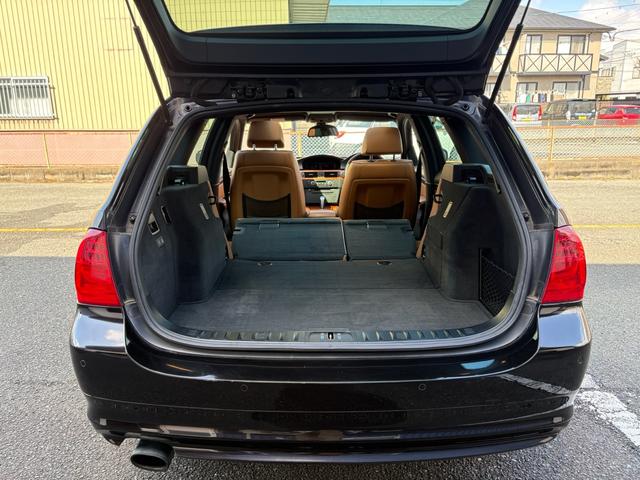 �Q��ڃV�[�g��|���ΎԒ������ł���قǂ̍L��������܂�