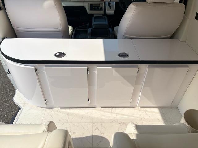 ハイエースバン 　キャンピング　セカンドハウス社製ウイングスプレミアム　プレミアムキャプテンシート　天張りレザー　純正ミラー一体型バックモニター　パワースライドドア　ローダウン　ＤＡＤ１８インチＡＷ　Ｂｌｕｅｔｏｏｔｈ（19枚目）