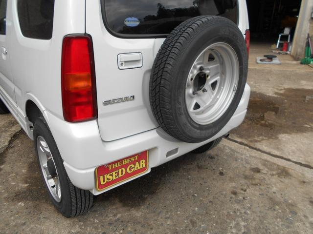 ジムニー FISフリースタイルワールドカップリミテッド 4WD/キーレスエントリー/シートヒーター/アルミホイール/ルーフレール/マニュアル5速/エアコン/パワーステアリング/CD再生/Wエアバッグ/車検整備付き(19枚目)