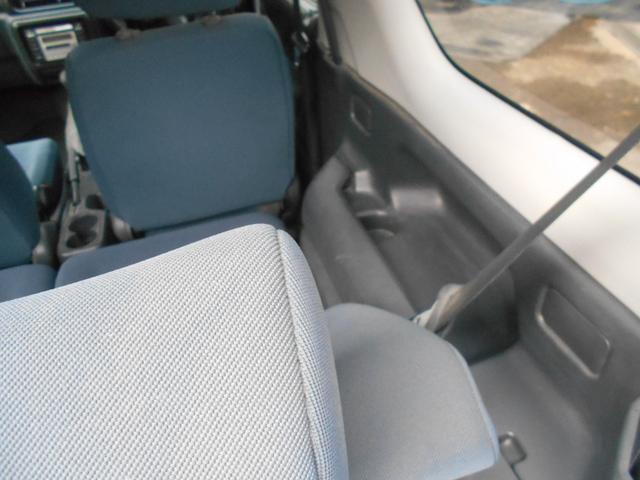 ジムニー FISフリースタイルワールドカップリミテッド 4WD/キーレスエントリー/シートヒーター/アルミホイール/ルーフレール/マニュアル5速/エアコン/パワーステアリング/CD再生/Wエアバッグ/車検整備付き(31枚目)