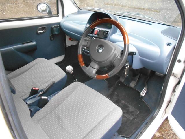 ツイン ガソリンA MT ABS アルミホイール 衝突安全ボディ パワーウィンドウ 運転席エアバッグ(2枚目)