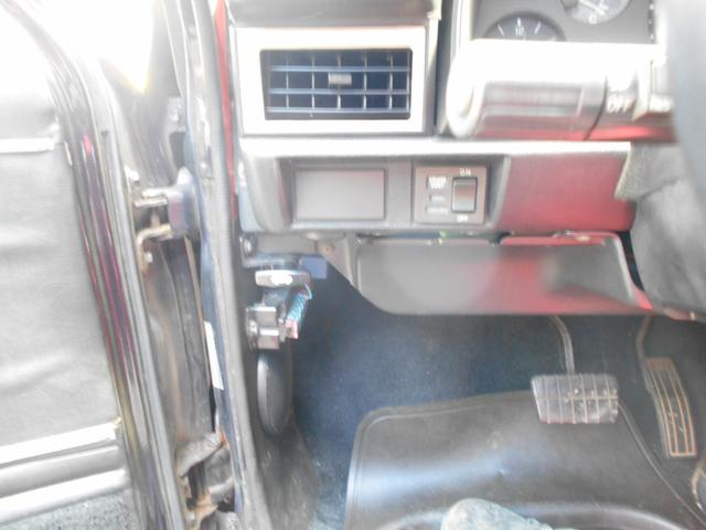 ダットサントラック キングキャブトラック オートマ ETC アルミホイール エアコン パワーステアリング 左ハンドル CD(11枚目)