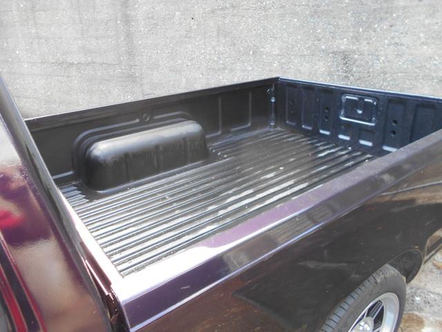 ダットサントラック キングキャブトラック オートマ ETC アルミホイール エアコン パワーステアリング 左ハンドル CD(25枚目)