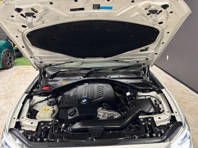 １シリーズ Ｍ１３５ｉ　直列６気筒ターボ　カーボンフロントリップ　ドライブレコーダー　ミラー型ＥＴＣ　純正ナビ　Ｂｌｕｅｔｏｏｔｈオーディオ　バックカメラ　ソナー　パワーシート　純正１８ｉｎｃｈアルミホイール（35枚目）